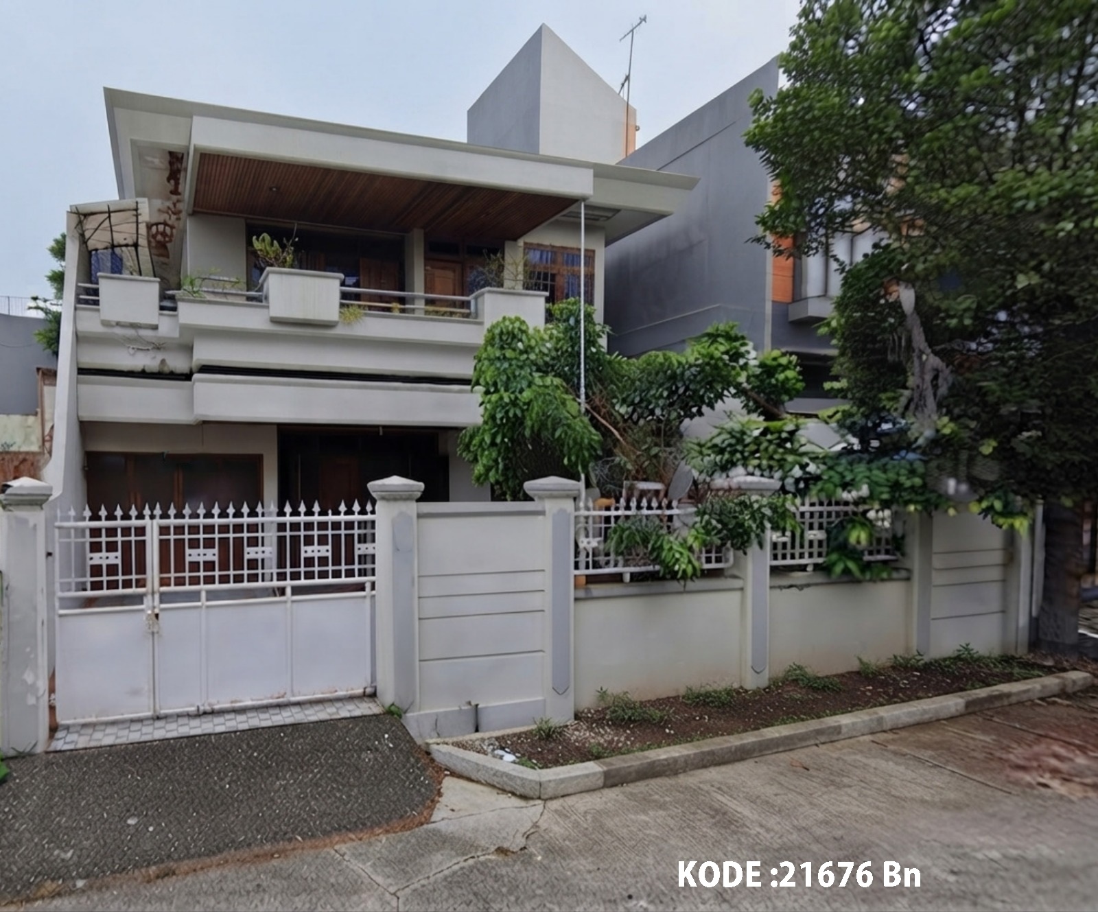 Dijual Rumah Sunter, Luas 12x25 Meter, Kode :21676 Bn