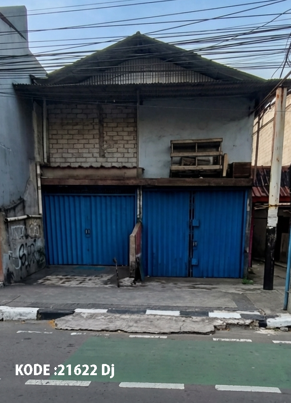 Disewa Ruko Cempaka Putih, Strategis, Luas 6x18 Meter, Kode :21622 Dj
