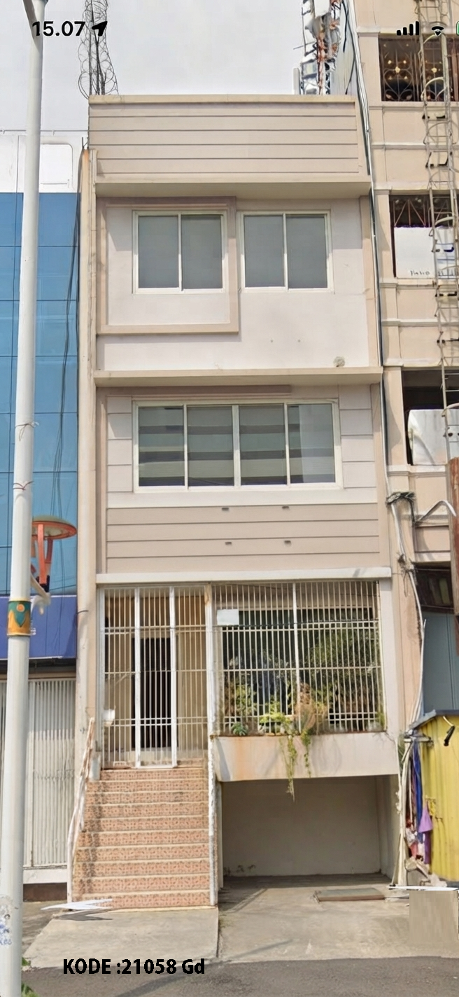 Disewa Ruko Muara Karang, Strategis, Luas 5x30 Meter, Kode :21058 Gd