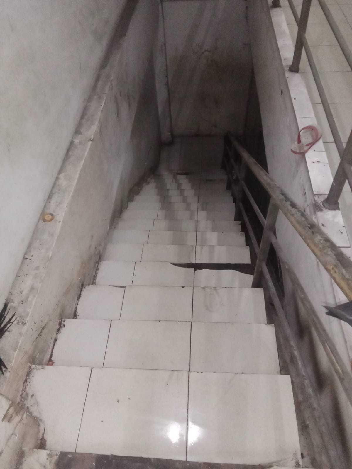 Disewa Ruko Gandeng Kelapa Gading, Luas 243 Meter, Kode :21649 Br/Wb Gallery