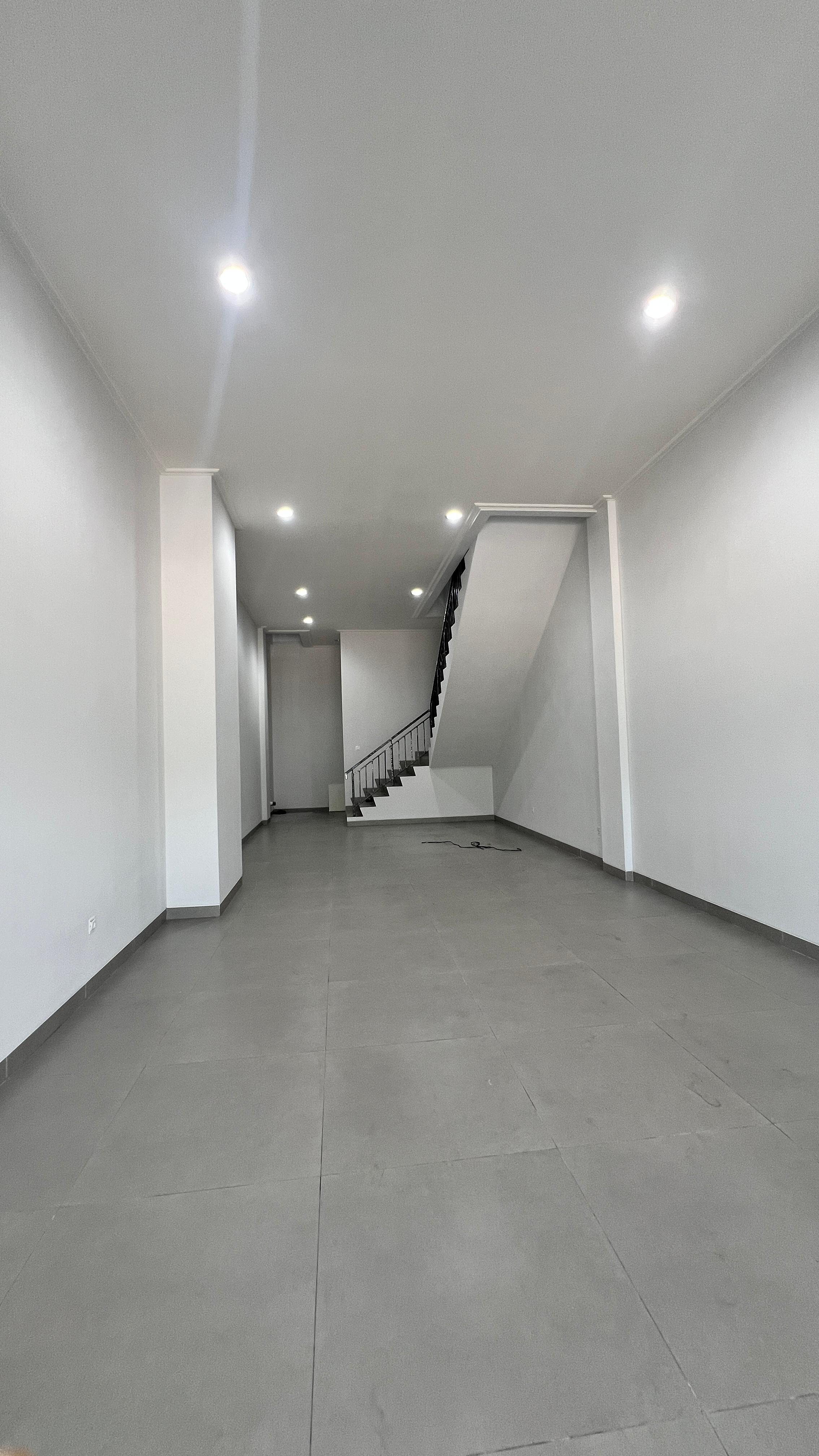 Dijual/Disewa Ruko PIK, Brand New, Luas 4,5x20 Meter, Kode :20839 Wb/Fd Gallery