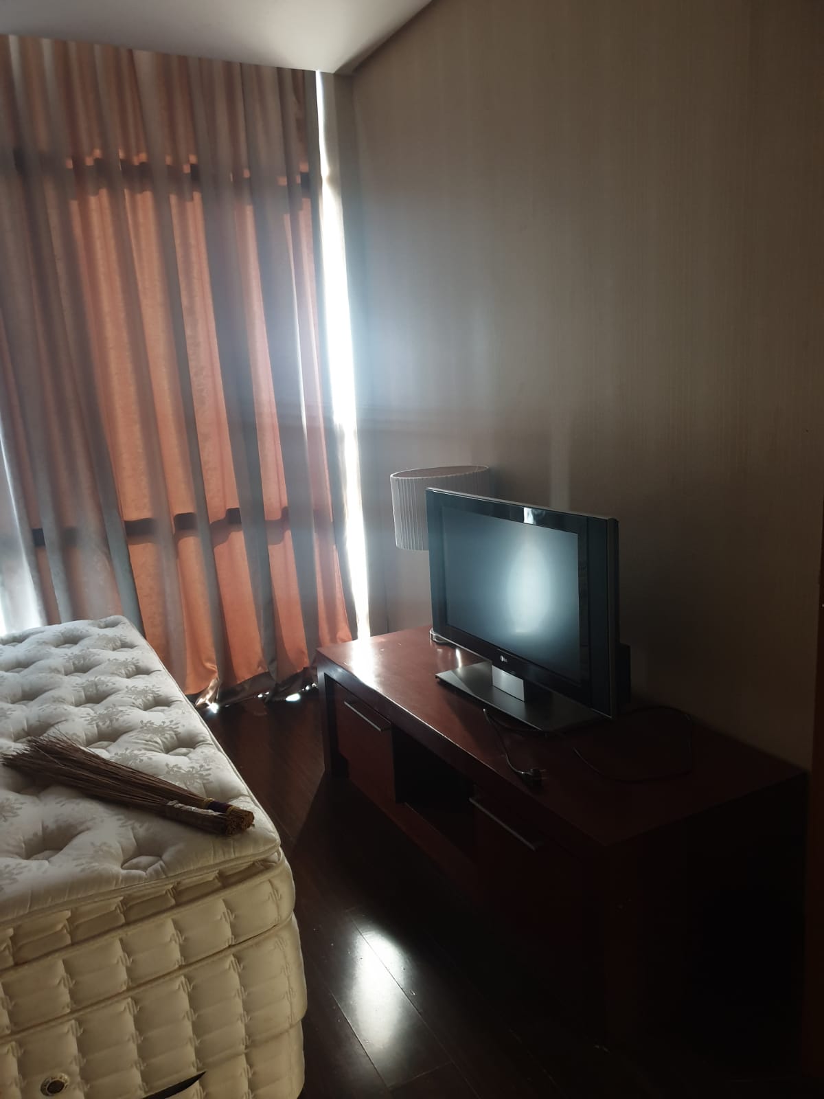 Dijual Apartemen The Summit, Luas 145 Meter, Kode :19665 Ta Gallery