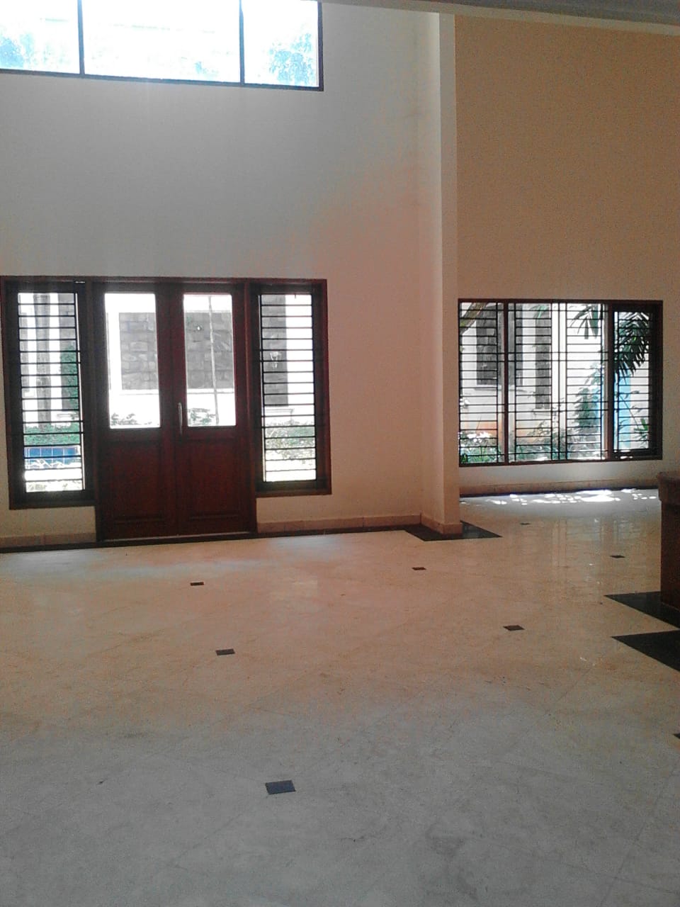 Dijual/Disewa Rumah Kemang, Luas 840 Meter, Kode :19698 Br/Wb Gallery