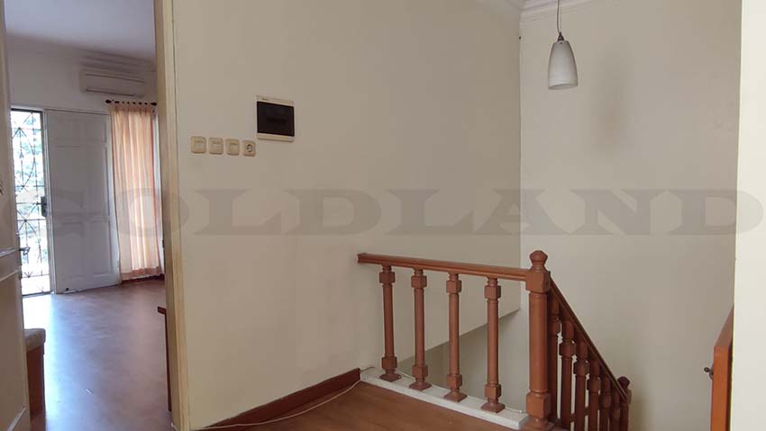 Dijual Rumah Sunter, Semi Furnish, Luas 8x21,5 Meter, Kode :18962 Si/Sm Gallery