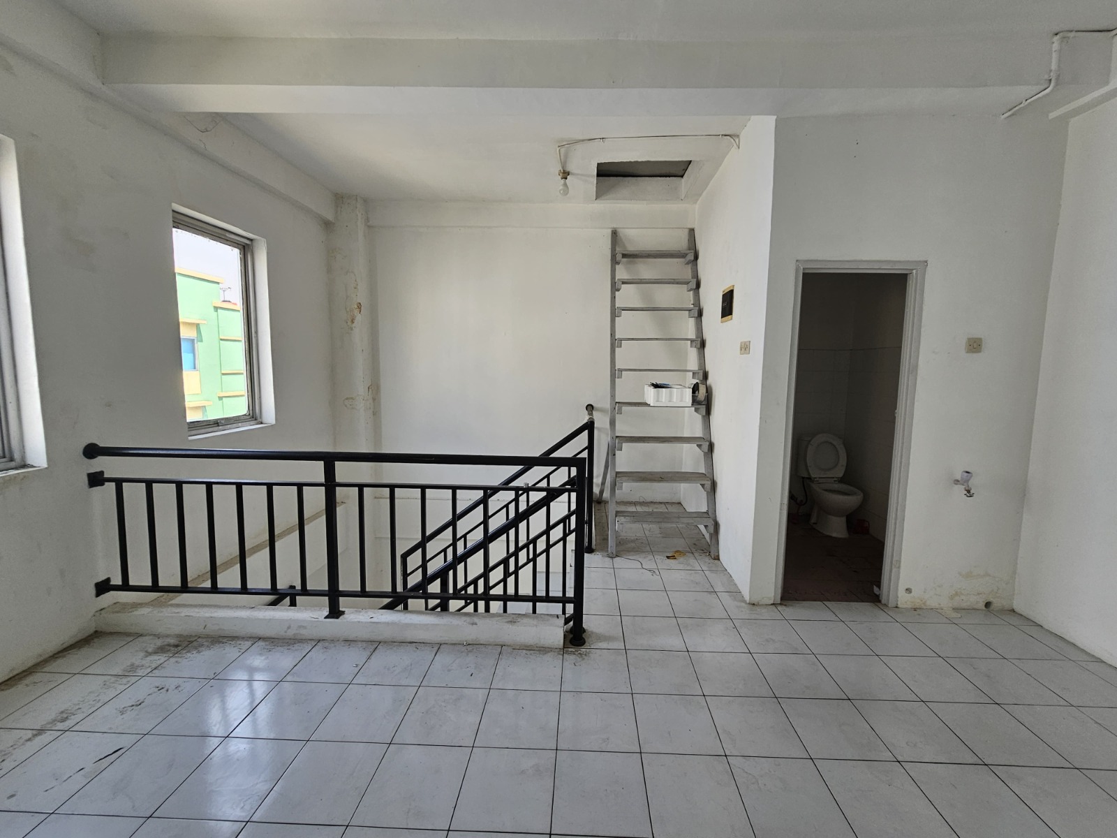 Disewa Gudang PIK, Luas 131 Meter, Kode :20862 Ad Gallery