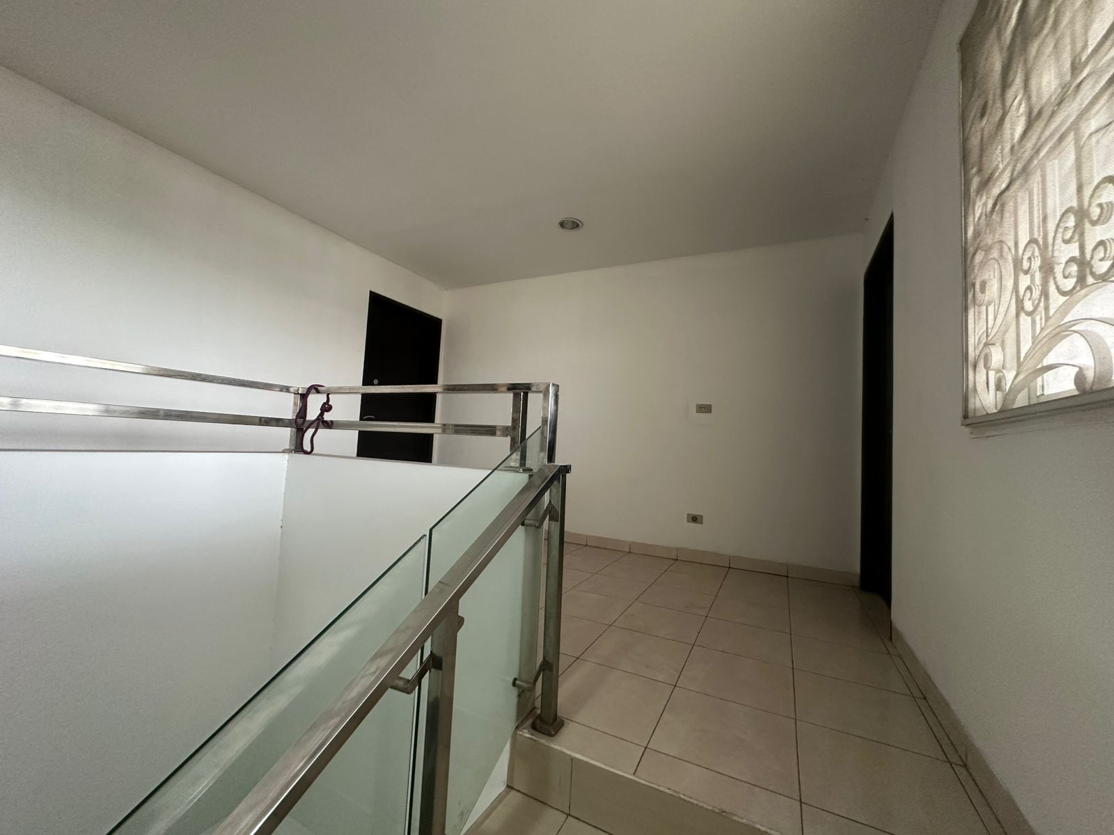 Disewa Rumah Sunter, Luas 210 Meter, Kode :21608 Ad Gallery