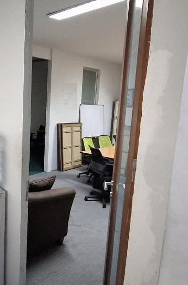 Dijual Gedung Kebayoran, Strategis, Luas 378 Meter, Kode :21389 Dj Gallery