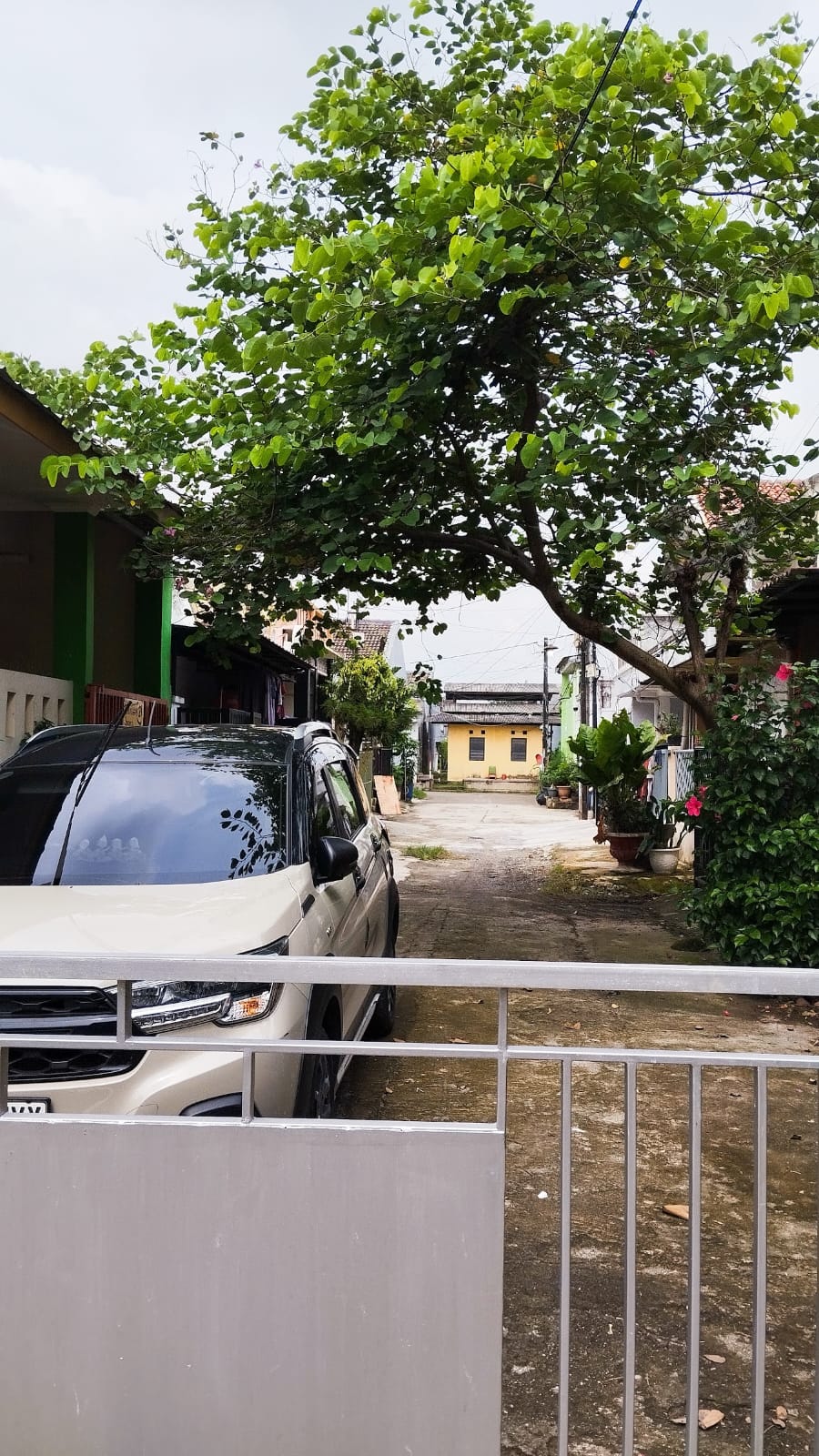 Dijual Rumah Harapan Indah, Luas 13,5x11 Meter, Kode :19685 Br/Wb Gallery