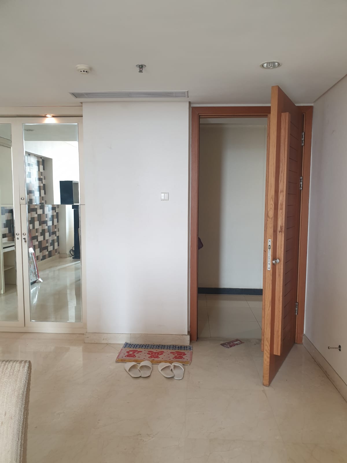 Dijual Apartemen The Summit, Luas 145 Meter, Kode :19665 Ta Gallery