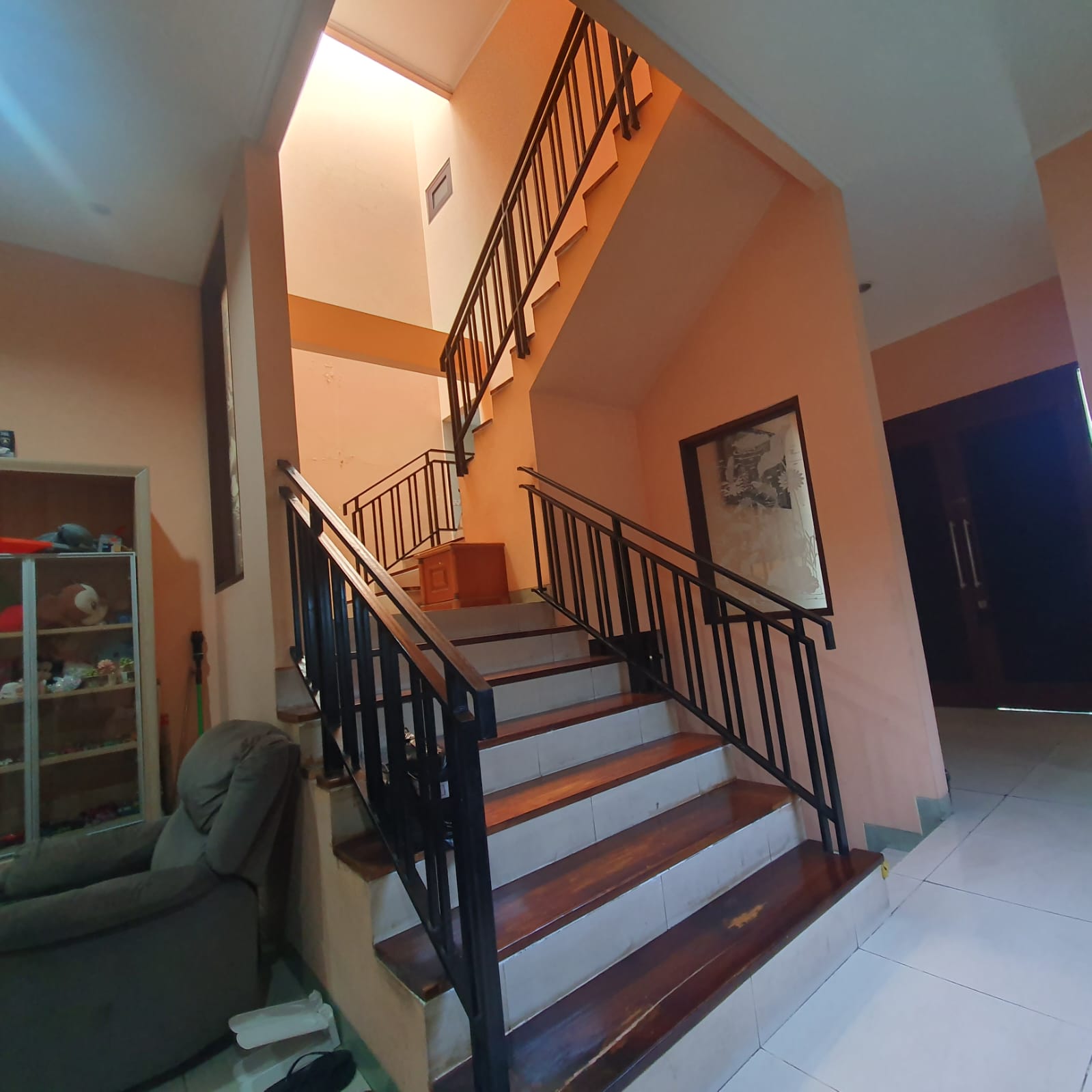 Dijual Rumah Kelapa Gading, Semi Furnish, Luas 8x16 Meter, Kode :21627 Wb/Ad Gallery