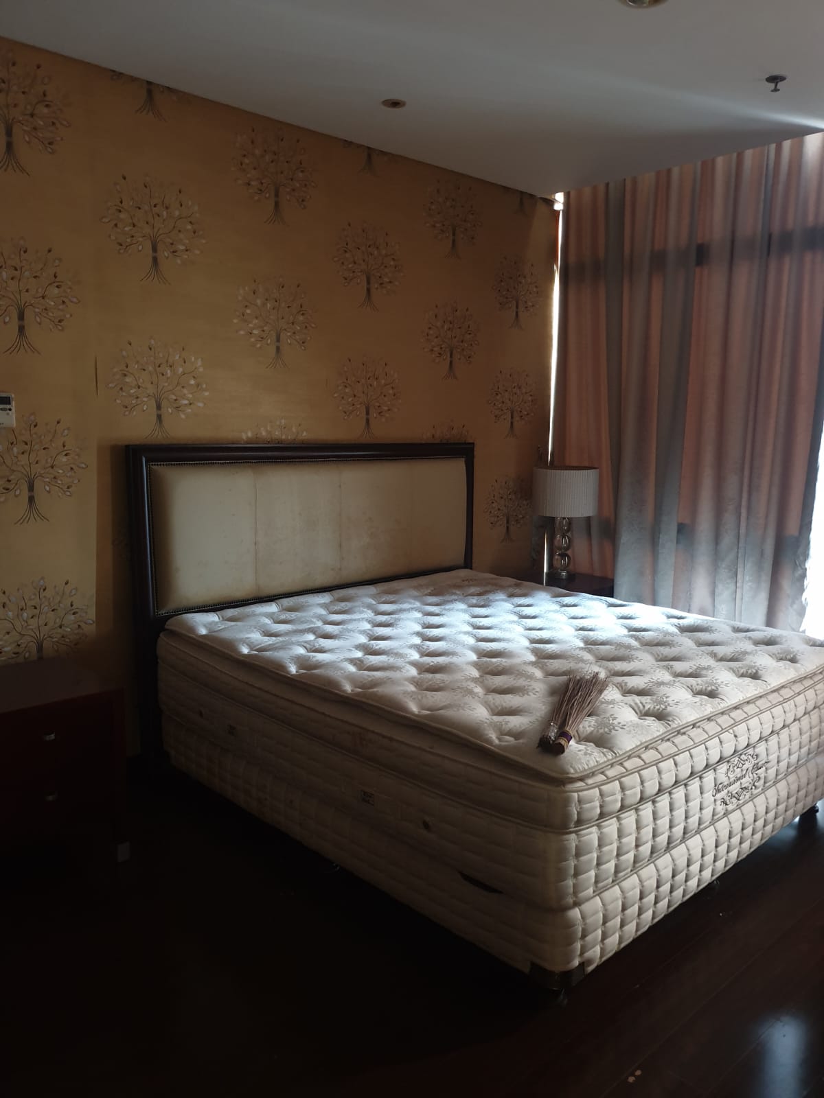 Dijual Apartemen The Summit, Luas 145 Meter, Kode :19665 Ta Gallery