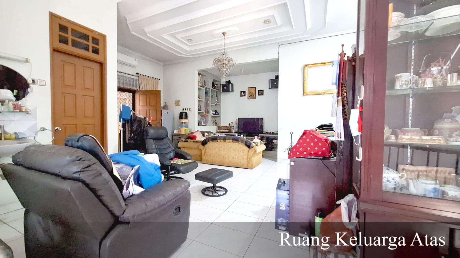 Dijual Rumah Sunter, Semi Furnish, Luas 18x15 Meter, Kode :21560 He/Ata Gallery