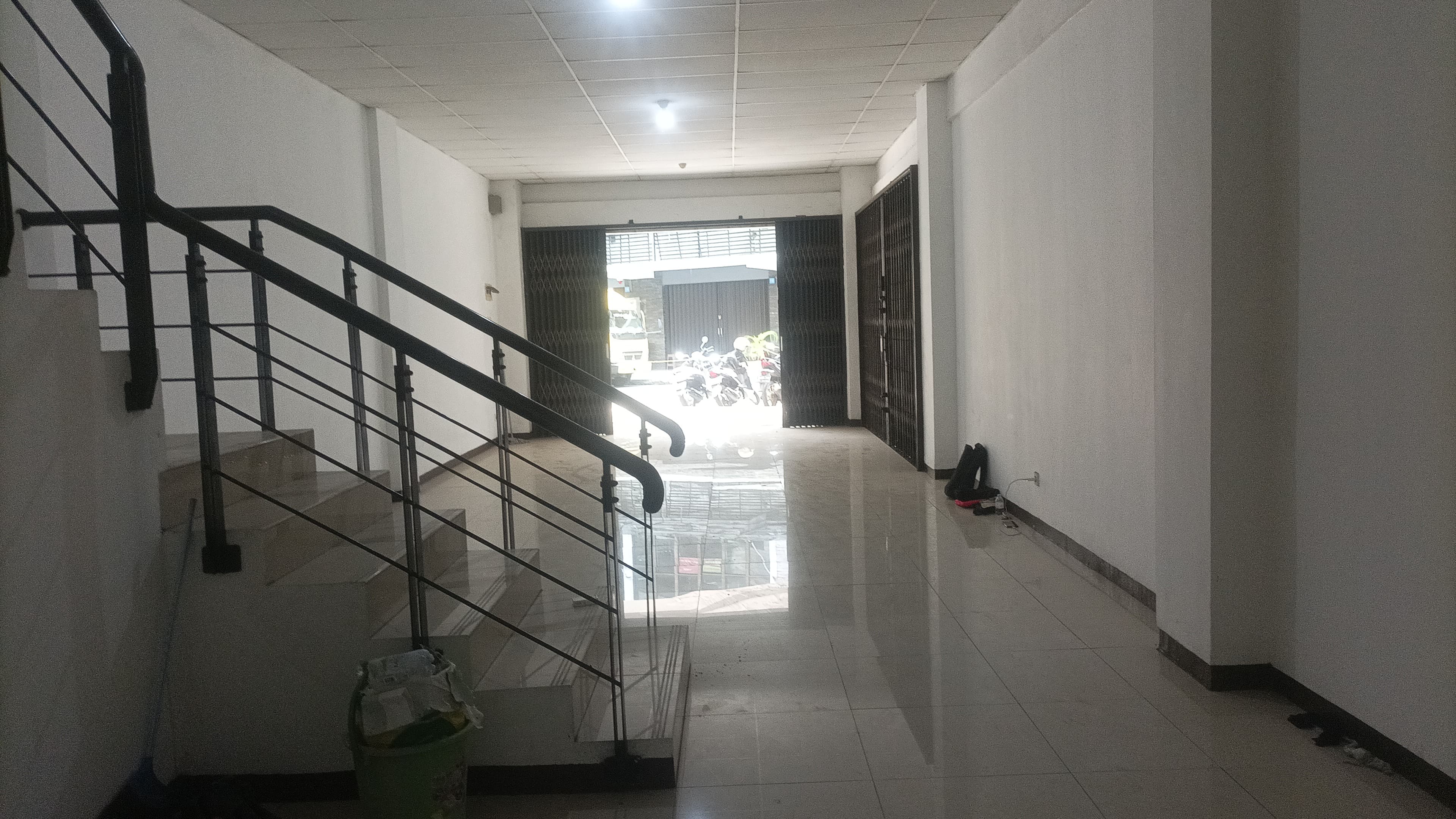 Disewa Ruko Tangerang, Luas 5x16,5 Meter, Kode :21690 Li Gallery