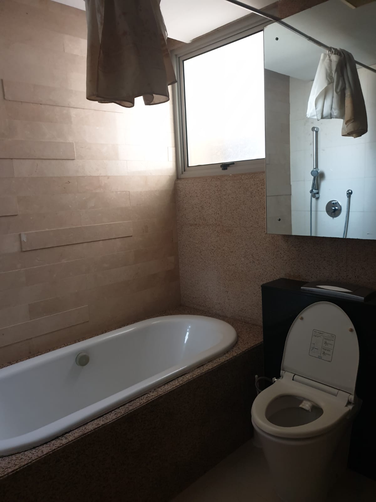 Dijual Apartemen The Summit, Luas 145 Meter, Kode :19665 Ta Gallery