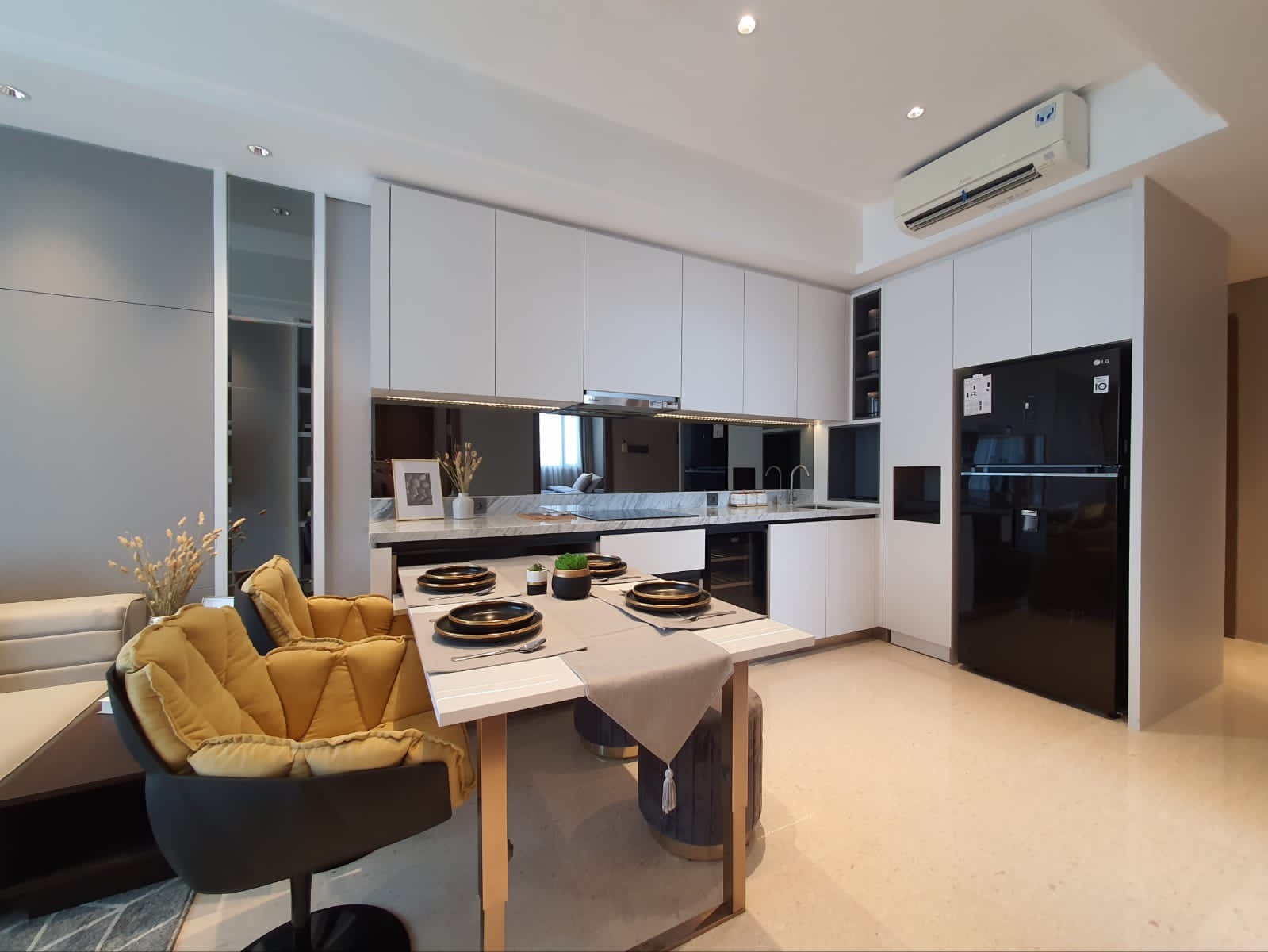 Disewa Apartemen Arandra Residence, Furnish, Luas 100 Meter, Kode :21512 Si Gallery
