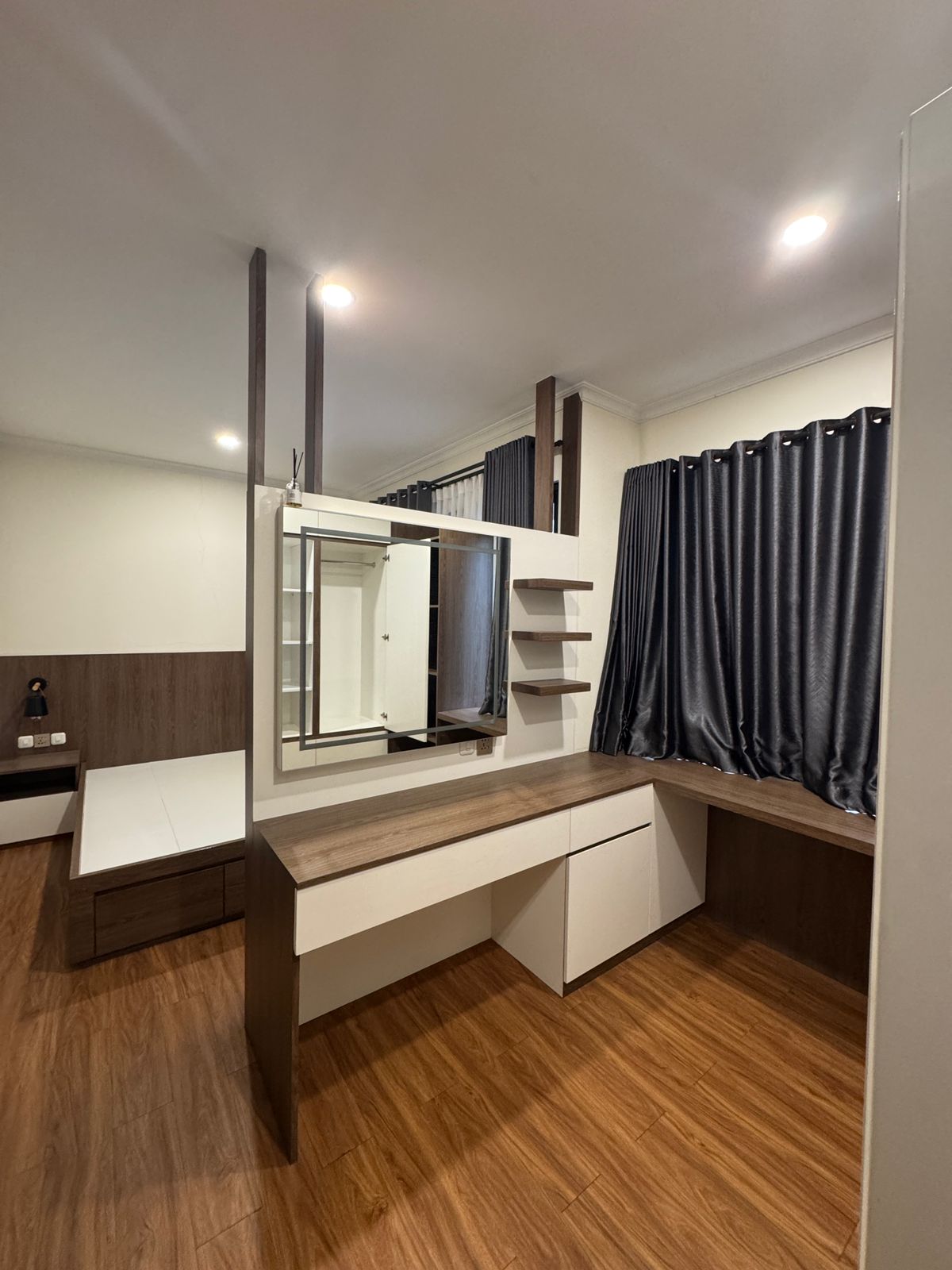 Disewa Rumah Tangerang,  Full Furnish, Luas 6x12 Meter, Kode :20855 Dj/Si Gallery