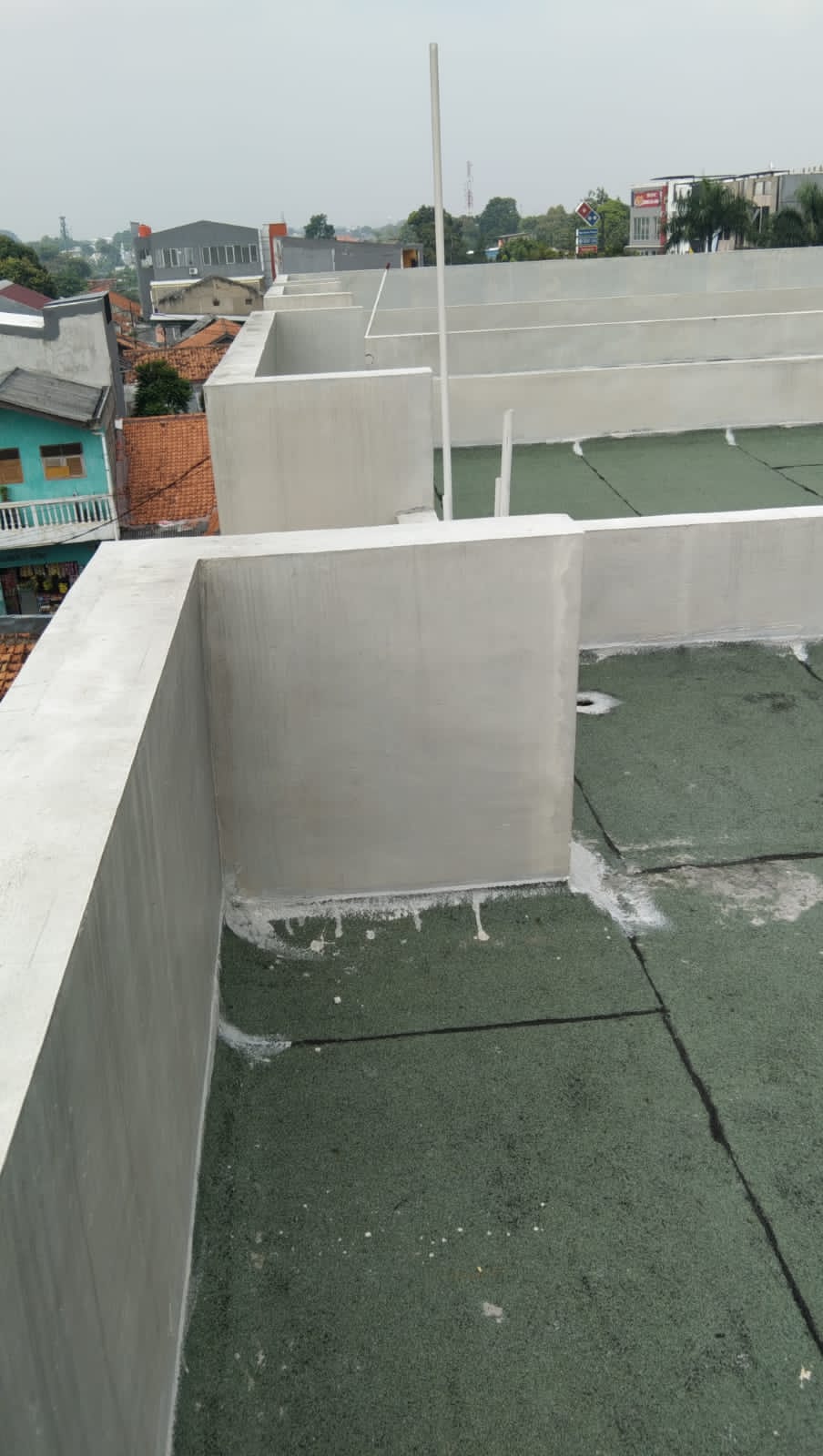Dijual/Disewa Ruko Pesanggrahan, Strategis, Luas 147 Meter, Kode :21677 Wb/Br Gallery