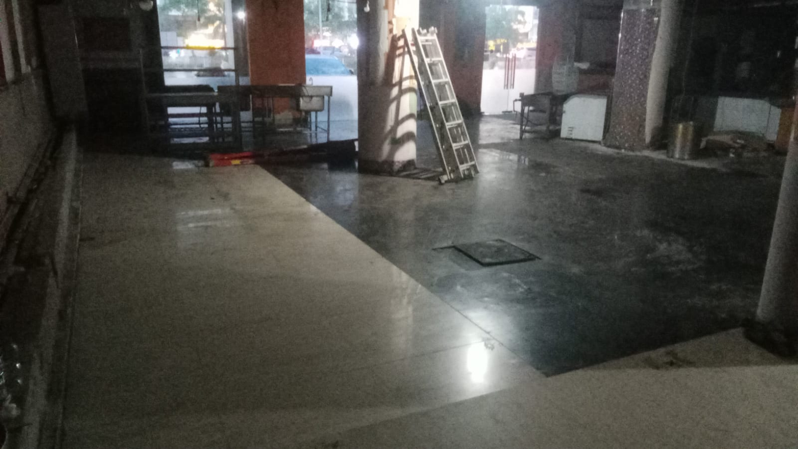 Disewa Ruko Gandeng Kelapa Gading, Luas 243 Meter, Kode :21649 Br/Wb Gallery