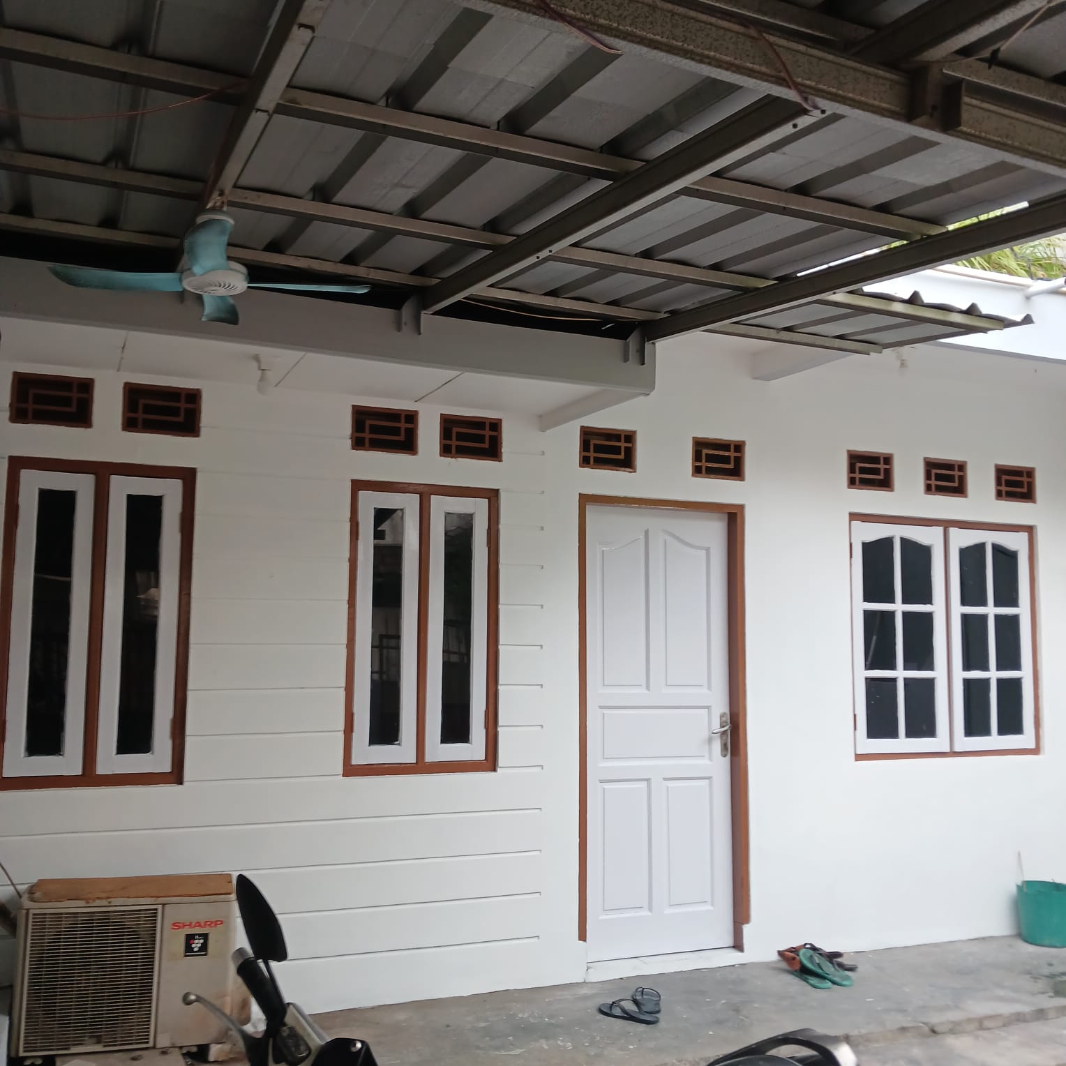 Dijual Rumah Tanah Tinggi, Luas 243 Meter, Kode :19363 Br/Wb Gallery