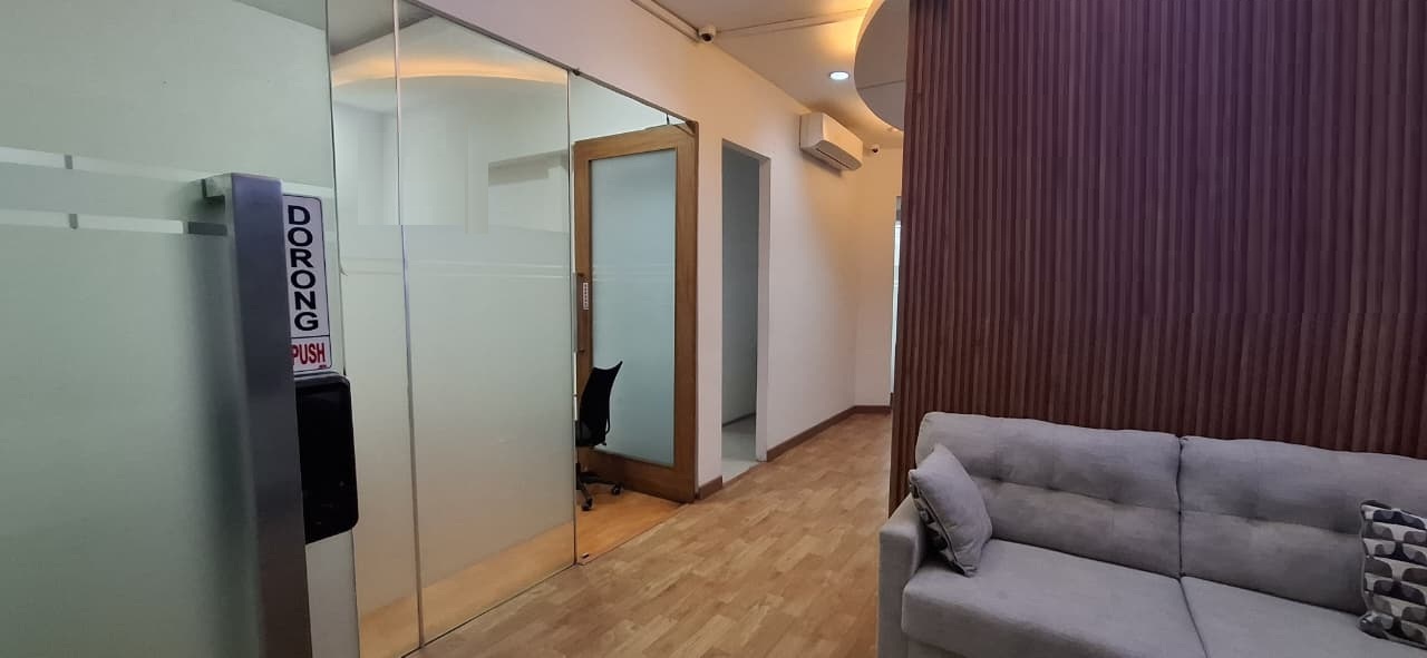 Dijual Gedung Kebayoran, Strategis, Luas 378 Meter, Kode :21389 Dj Gallery