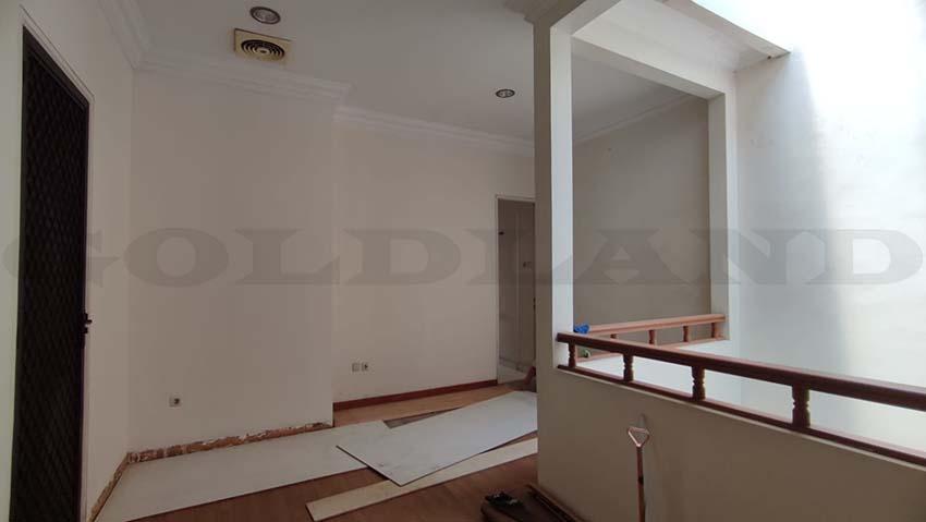 Dijual Rumah Sunter, Semi Furnish, Luas 8x21,5 Meter, Kode :18962 Si/Sm Gallery