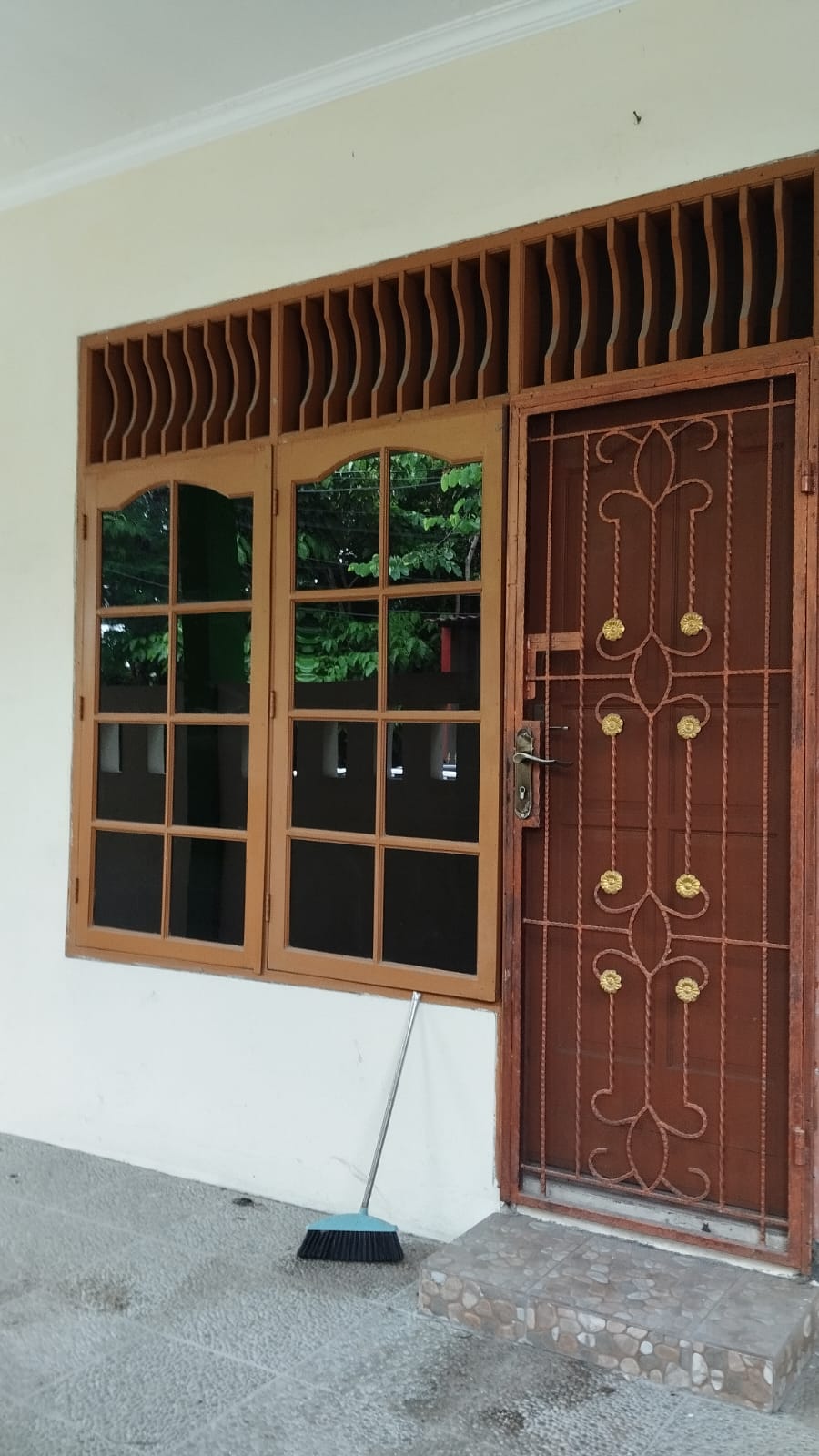 Dijual Rumah Harapan Indah, Luas 13,5x11 Meter, Kode :19685 Br/Wb Gallery