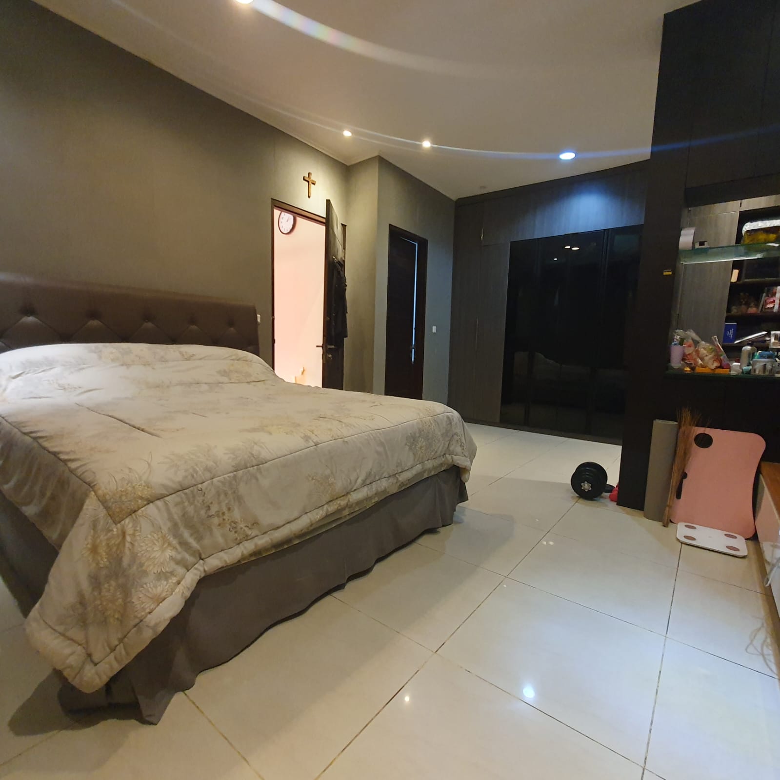 Dijual Rumah Kelapa Gading, Semi Furnish, Luas 8x16 Meter, Kode :21627 Wb/Ad Gallery
