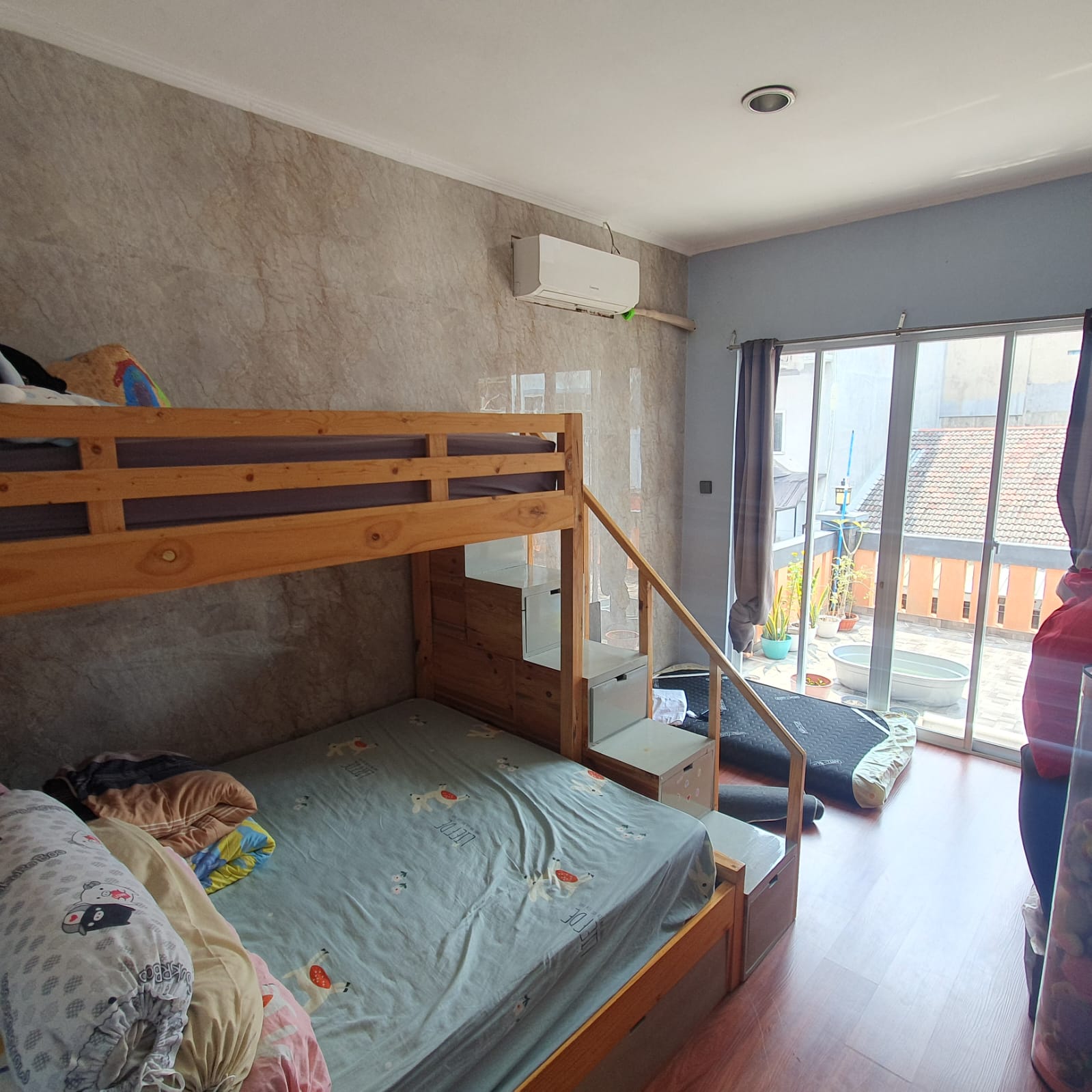 Dijual Rumah Kelapa Gading, Semi Furnish, Luas 8x16 Meter, Kode :21627 Wb/Ad Gallery