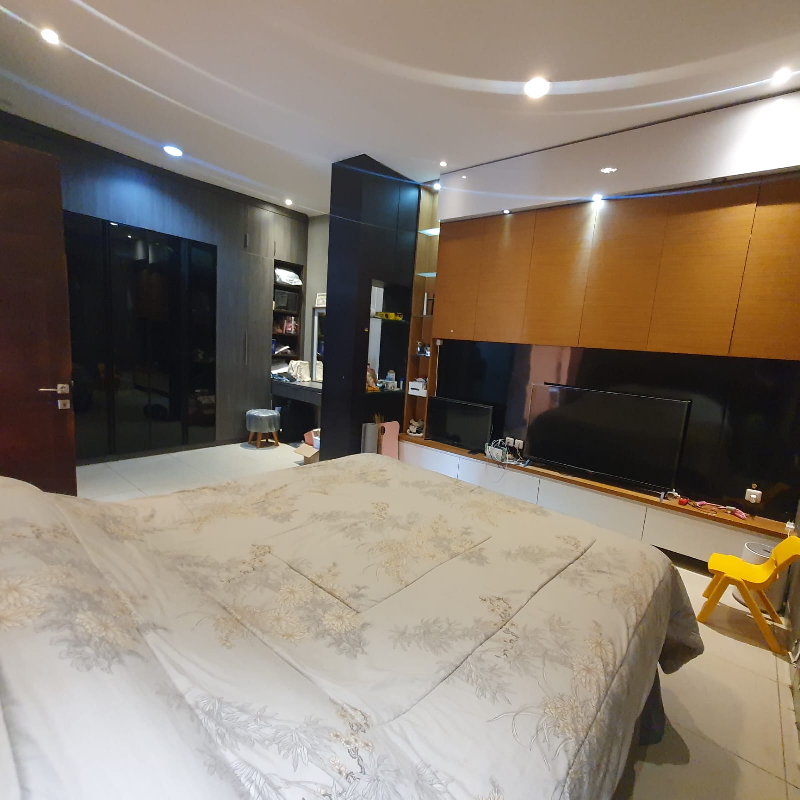 Dijual Rumah Kelapa Gading, Semi Furnish, Luas 8x16 Meter, Kode :21627 Wb/Ad Gallery