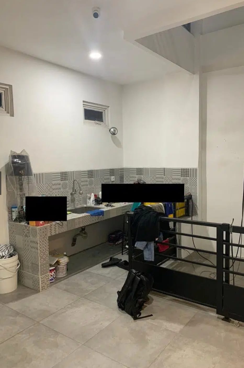 Dijual Ruko Tamansari, Luas 8x20 Meter, Kode :18534 Ha Gallery
