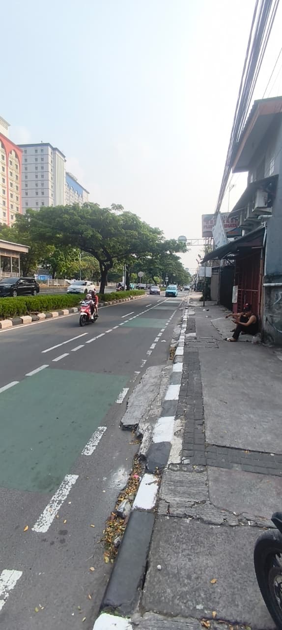 Disewa Ruko Cempaka Putih, Strategis, Luas 6x18 Meter, Kode :21622 Dj Gallery