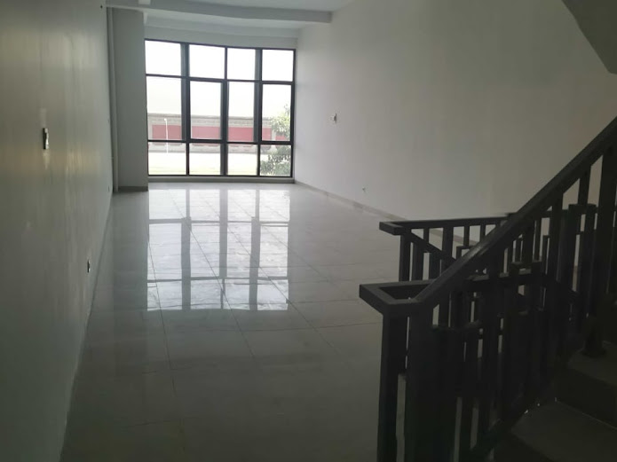 Dijual/Disewa Ruko Cikarang, Luas 5x13,5 Meter, Kode :20842 Wb/Fd Gallery