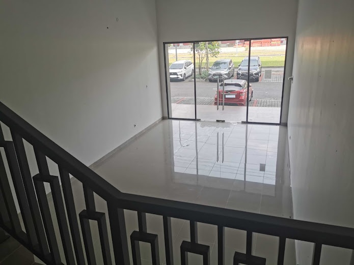 Dijual/Disewa Ruko Cikarang, Luas 5x13,5 Meter, Kode :20842 Wb/Fd Gallery