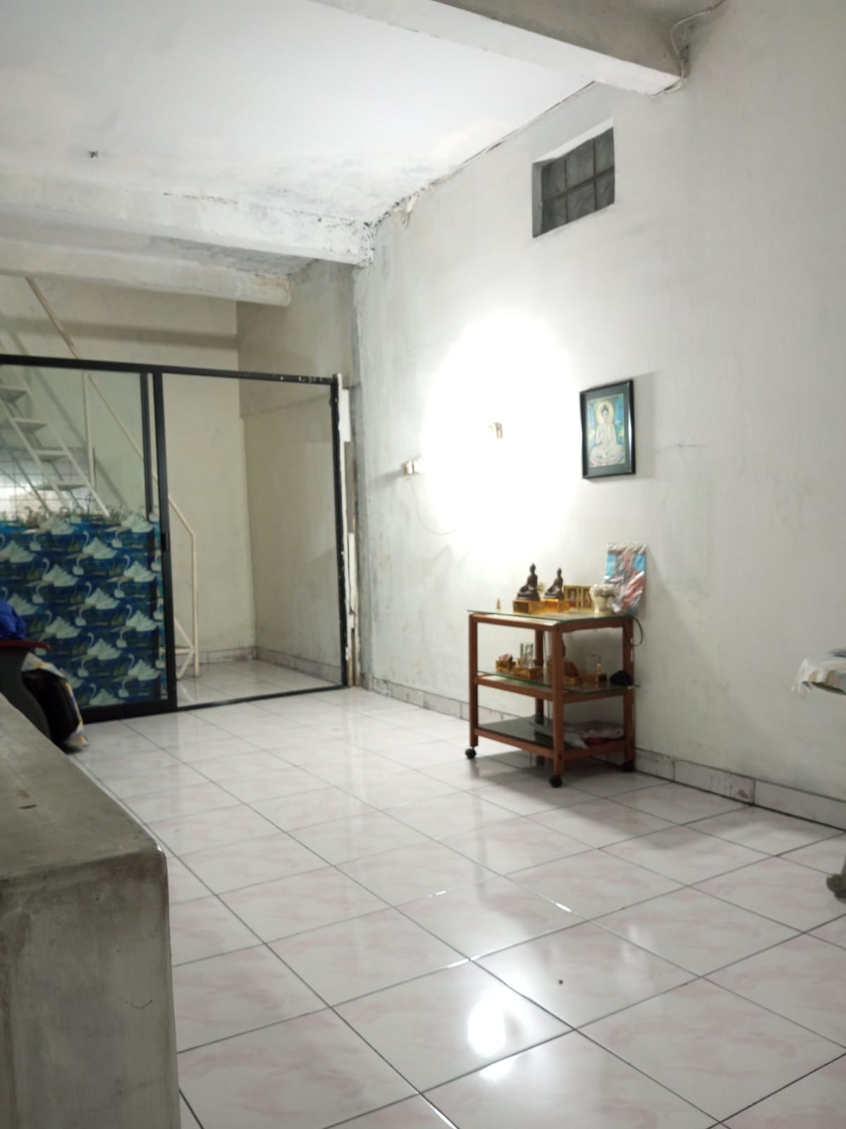 Dijual/Disewa Rumah Penjaringan, Semi Furnish, Luas 4x21 Meter, Kode :21345 Si Gallery