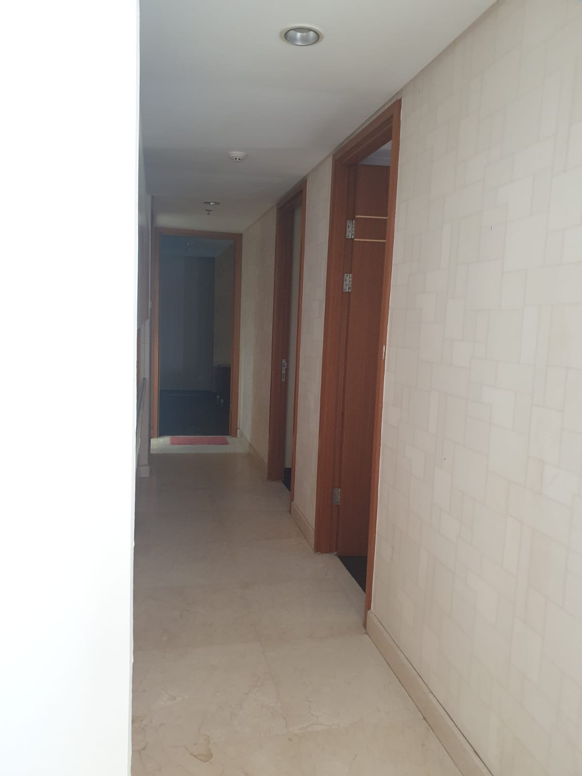 Dijual Apartemen The Summit, Luas 145 Meter, Kode :19665 Ta Gallery