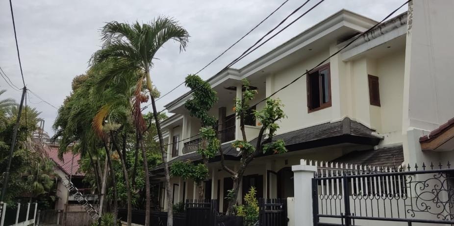 Dijual/Disewa Rumah Kuningan, Hook, Luas 650 Meter, Kode :19669 Wb/Br Gallery