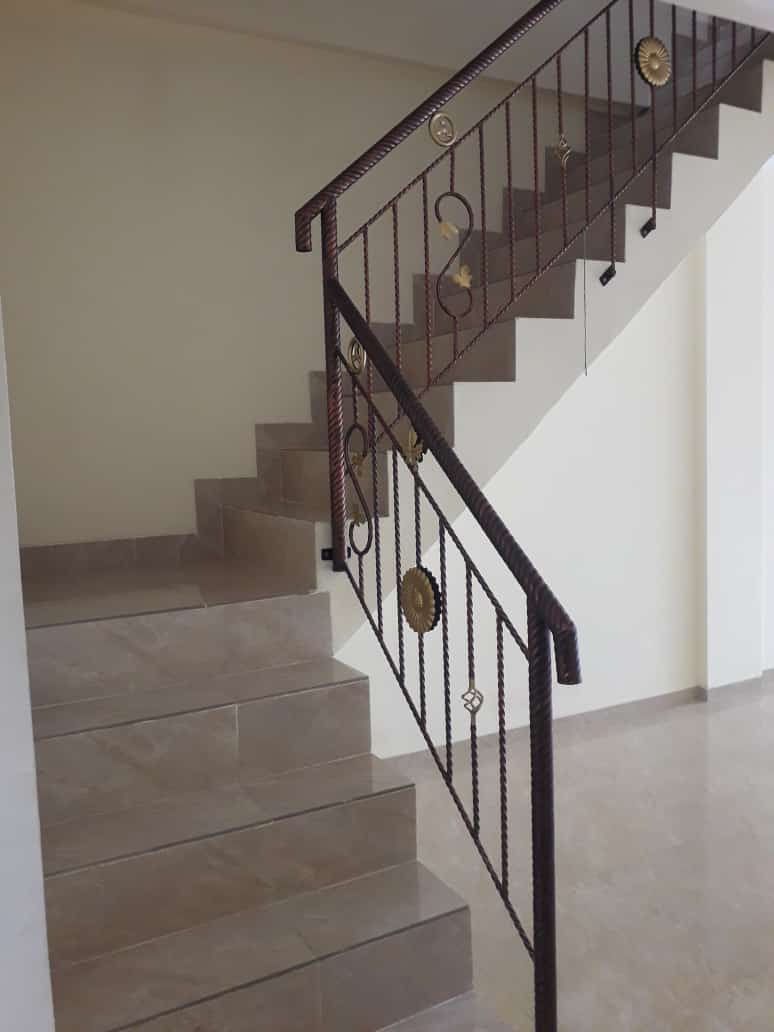 Dijual/Disewa Ruko Pesanggrahan, Strategis, Luas 136 Meter, Kode :21679 Wb/Br Gallery