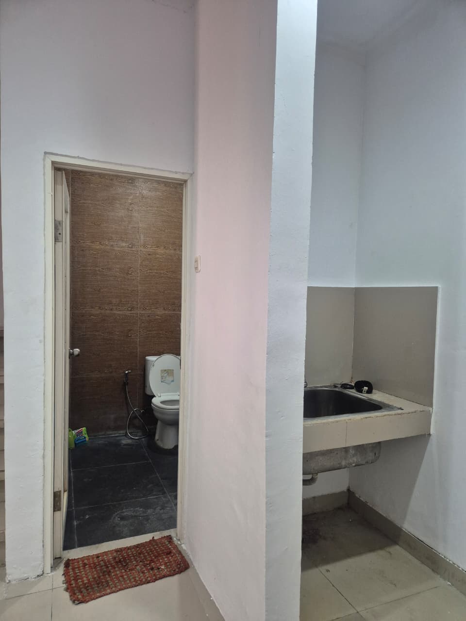Disewa Ruko Ancol, Luas 54 Meter, Kode :21112 Ta Gallery