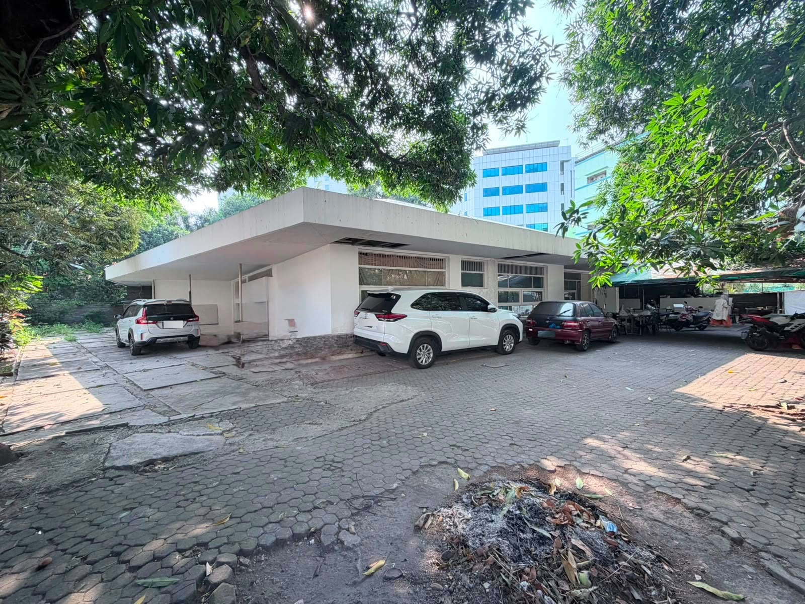 Dijual Rumah Tua Cempaka Putih, Luas 1.000 Meter, Kode :20298 He Gallery