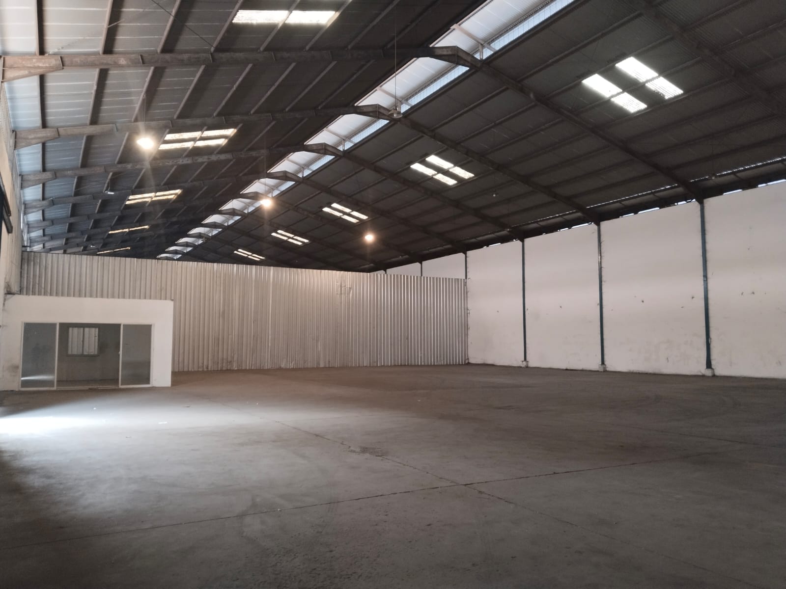 Disewa Gudang Ancol, Luas 30x36 Meter, Kode :21610 Ad Gallery