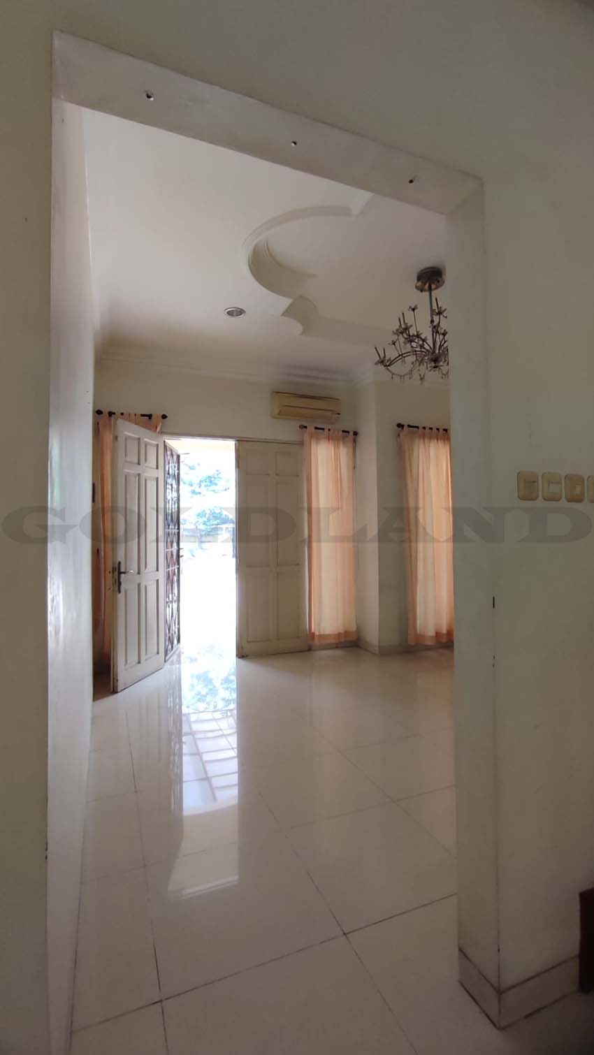 Dijual Rumah Sunter, Semi Furnish, Luas 8x21,5 Meter, Kode :18962 Si/Sm Gallery
