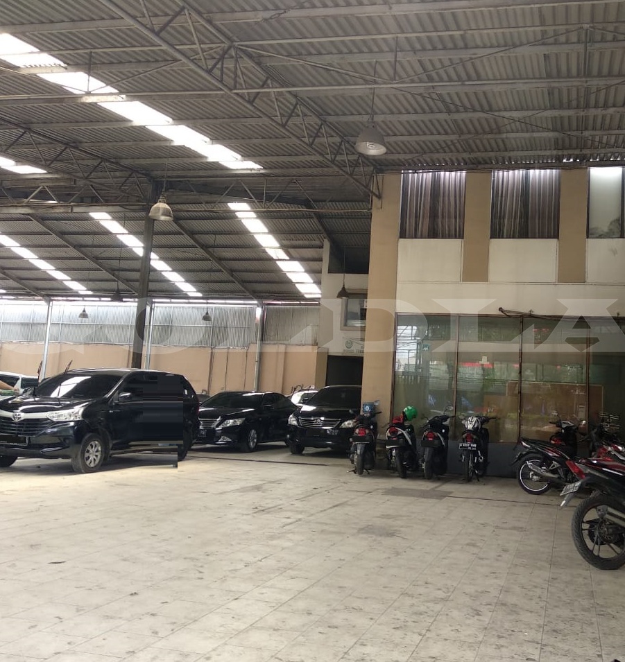 Dijual Gudang Cempaka Putih, Strategis, Luas 1.381 Meter, Kode :11987 Br Gallery