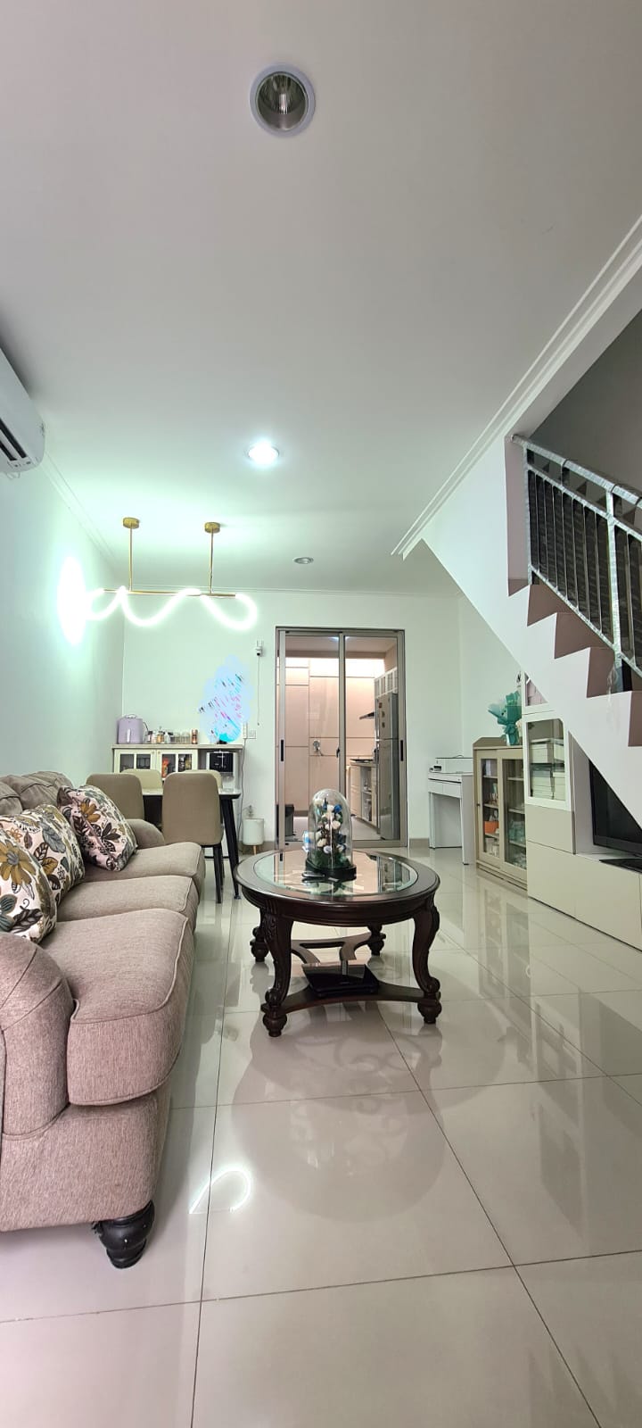 Dijual Rumah PIK, Luas 4x15 Meter, Kode :14035 Li  Gallery